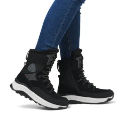 R-Evolution -talvinilkkuri